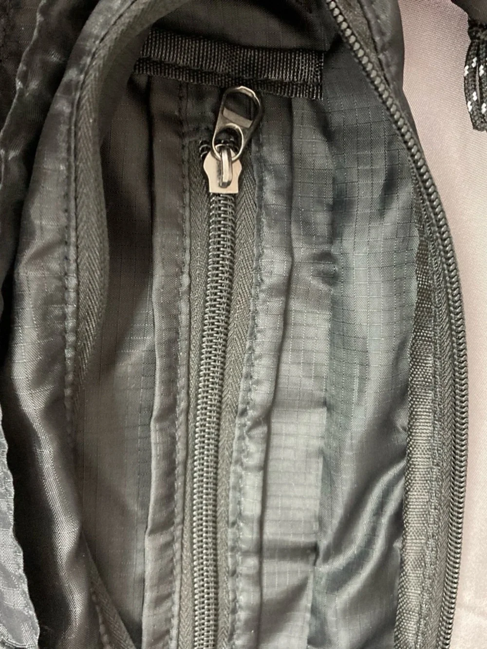 Patagonia Crossbody black Bag - Picture 15 of 15